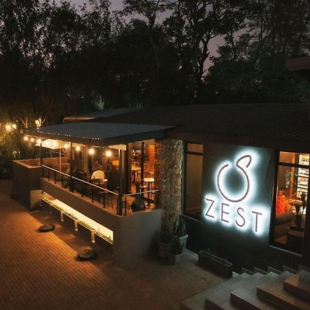 Lowveld Living Guesthouse Mbombela Екстер'єр фото